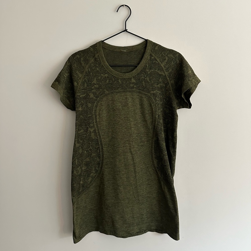 Lululemon short sleeve